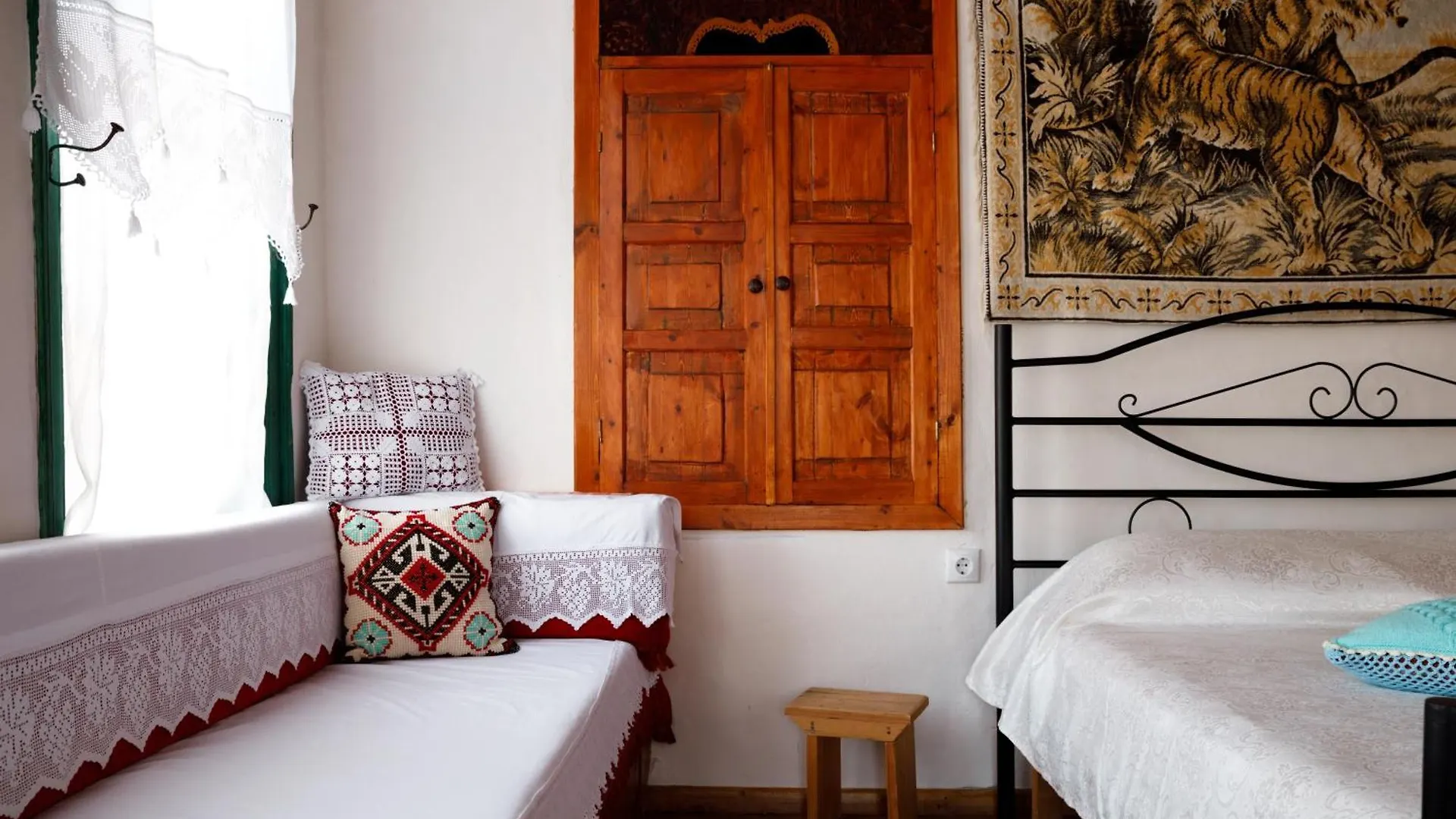 Guesthouse 1805 Gjirokaster 0*,  Albania