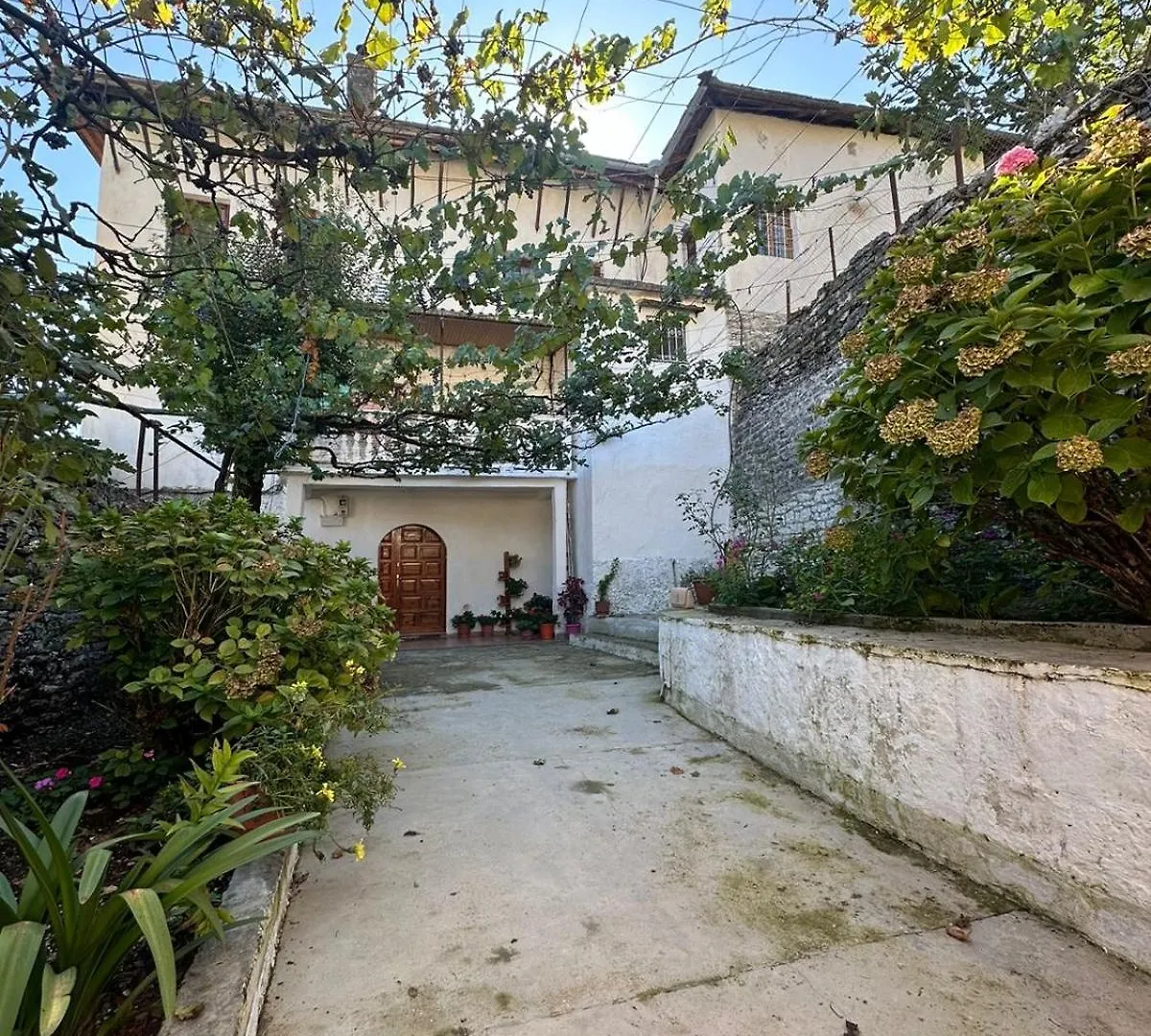 Guesthouse 1805 Gjirokaster
